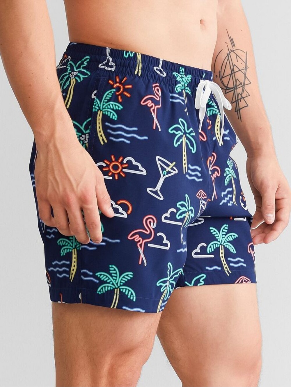 Chubbies The Neon Lights 5.5in Stretch Swim Trunk Large